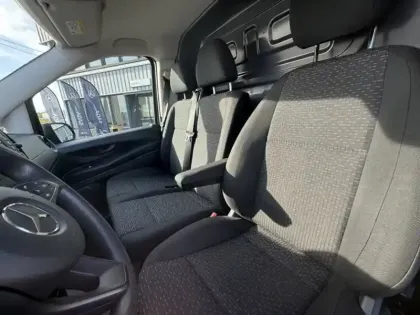 Photo 9 Mercedes Vito 114 CDI Fourgon Compact