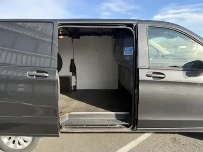 Photo 7 Mercedes Vito 114 CDI Fourgon Compact