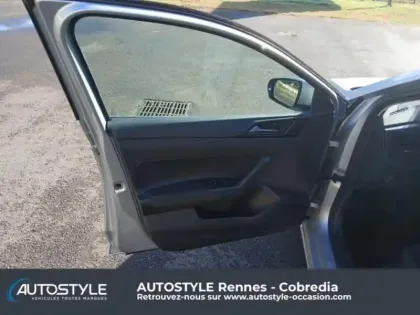 Photo 13 Volkswagen Polo  1.0 MPI 80ch 