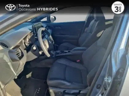Photo 10 Toyota C-HR  1.8 Hybride 122ch Design E-CVT