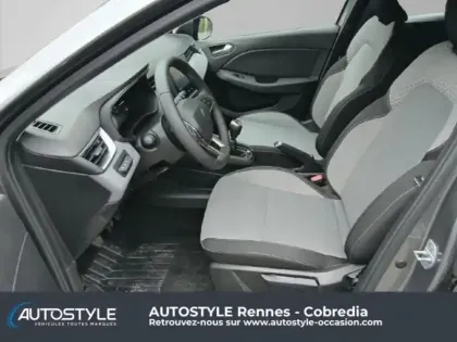 Photo 12 Renault Clio  1.5 Blue dCi 100ch Evolution