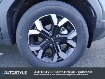 Photo 38 Dacia Duster  1.6 hybrid 140ch Extreme NEUF