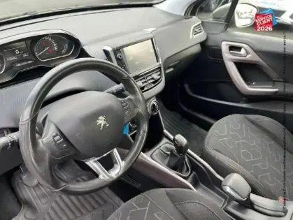 Photo 14 Peugeot 2008  1.6 BlueHDi 100ch Active GPS