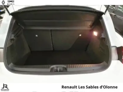 Photo 6 Renault Clio  1.6 E-Tech hybride 140ch Limited -21N