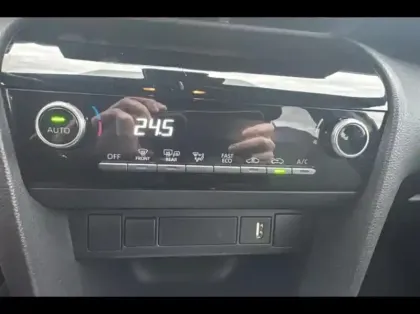 Photo 14 Toyota Yaris  Cross 116h Design 2WD MY22