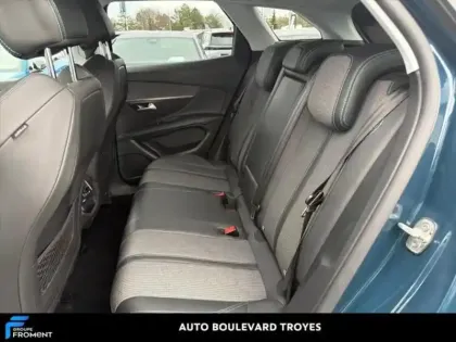 Photo 11 Peugeot 3008  1.5 BlueHDi 130ch S&S Allure Pack