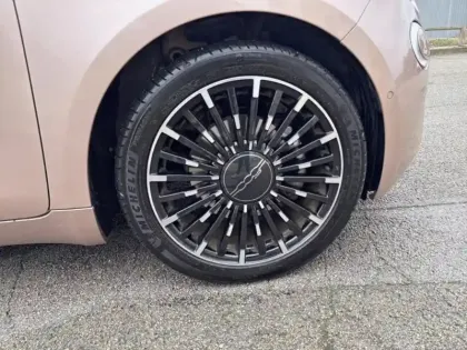 Photo 12 Fiat 500  e 118ch La Prima MY23