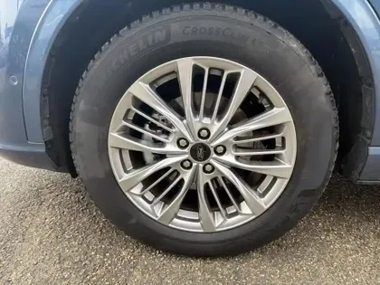 Photo 8 Ford Kuga  2.5 Duratec 190ch FHEV E85 Vignale BVA