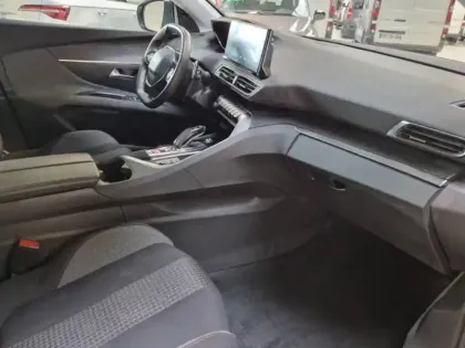 Photo 14 Peugeot 5008  1.5 BlueHDi 130ch S&S Active Pack EAT8