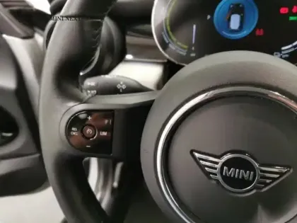 Photo 11 Mini Mini  Cooper SE 184ch  Essential BVA