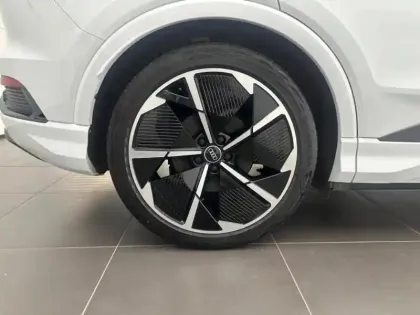 Photo 10 Audi Q4 E-tron Q4 Sportback e-tron 40 e-tron 204ch S line