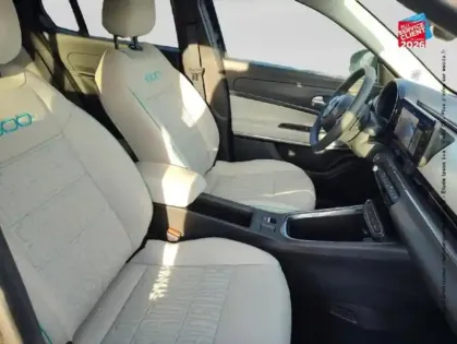 Photo 19 Fiat 600  1.2 Hybrid 100ch La Prima DCT6 Sieges cuir GPS Camera