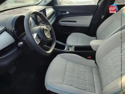 Photo 29 Fiat 600  1.2 Hybrid 100ch La Prima DCT6 Sieges cuir GPS Camera