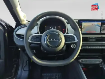 Photo 26 Fiat 600  1.2 Hybrid 100ch La Prima DCT6 Sieges cuir GPS Camera