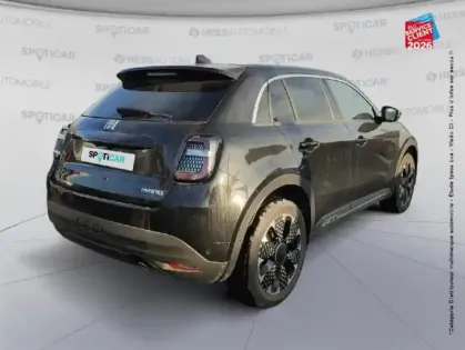 Photo 20 Fiat 600  1.2 Hybrid 100ch La Prima DCT6 Sieges cuir GPS Camera