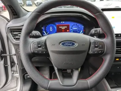 Photo 12 Ford Focus  1.0 Flexifuel mHEV 125ch ST-Line X