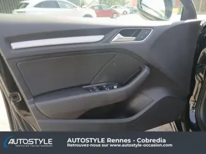 Photo 13 Audi A3  Sportback 30 TFSI 116ch S line Euro6d-T