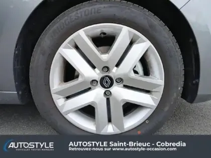 Photo 8 Renault Clio  1.5 dCi 100ch Evolution - 25