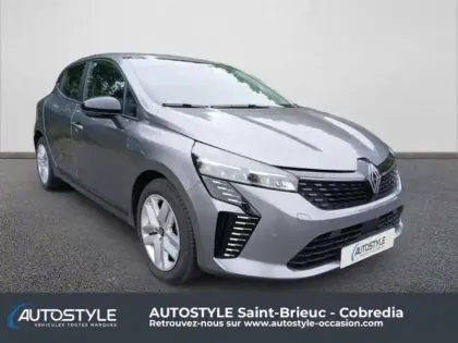 Photo 9 Renault Clio  1.5 dCi 100ch Evolution - 25