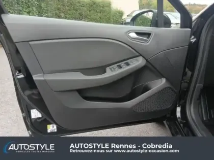 Photo 13 Renault Clio  1.5 dCi 100ch Evolution - 25