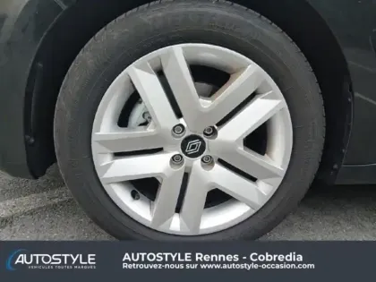 Photo 8 Renault Clio  1.5 dCi 100ch Evolution - 25