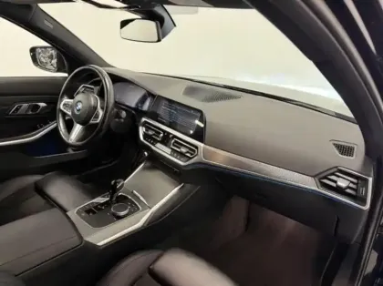 Photo 7 BMW Serie 3 Série 3 Touring 320eA 204ch M Sport