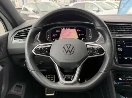 Photo 10 Volkswagen Tiguan  1.4 eHybrid 245ch R-Line DSG6