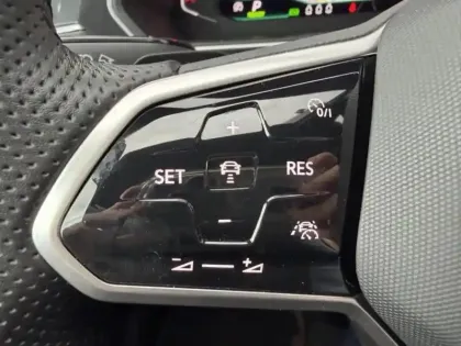 Photo 13 Volkswagen Tiguan  1.4 eHybrid 245ch R-Line DSG6