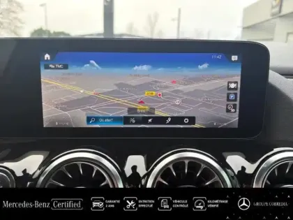 Photo 7 Mercedes GLA  200 163ch AMG Line 7G-DCT