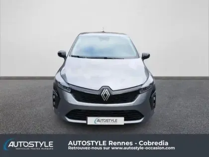 Photo 11 Renault Clio  1.5 dCi 100ch Evolution - 25