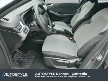 Photo 12 Renault Clio  1.5 dCi 100ch Evolution - 25