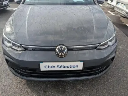 Photo 11 Volkswagen Golf  1.5 eTSI OPF 150ch R-Line DSG7