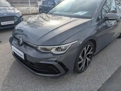 Photo 10 Volkswagen Golf  1.5 eTSI OPF 150ch R-Line DSG7