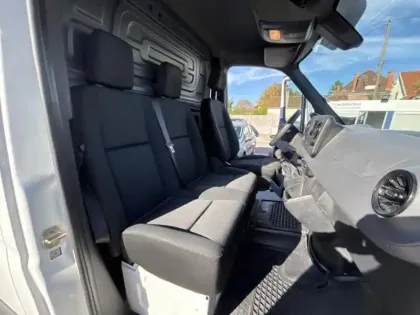 Photo 10 Mercedes Sprinter  Fg 214 CDI 33S 3T0 Traction