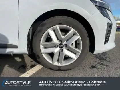 Photo 8 Renault Clio  1.5 dCi 100ch Evolution - 25