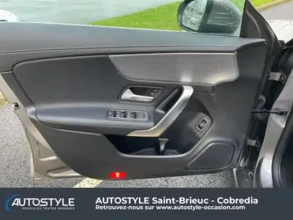 Photo 13 Mercedes CLA  Shooting Brake 180 d 116ch Business Line 8G-DCT