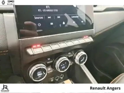 Photo 9 Renault Captur  1.6 E-Tech Plug-in 160ch Initiale Paris