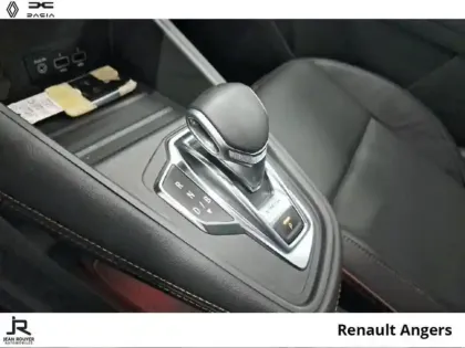 Photo 5 Renault Captur  1.6 E-Tech Plug-in 160ch Initiale Paris