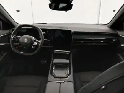 Photo 12 Renault Espace  1.2 E-Tech full hybrid 200ch esprit Alpine 7 places - 24