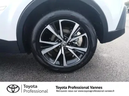 Photo 13 Toyota C-HR  1.8 Hybride 140ch Design MY25