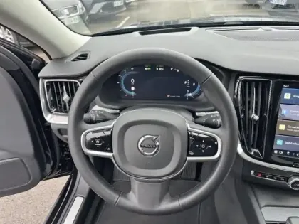 Photo 7 Volvo V60  B4 197ch Ultra Style Dark DCT 7