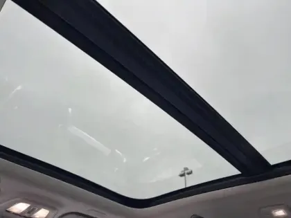 Photo 10 Volvo V60  B4 197ch Ultra Style Dark DCT 7