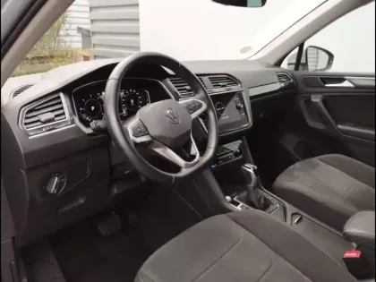 Photo 7 Volkswagen Tiguan  2.0 TDI 150ch Elegance DSG7