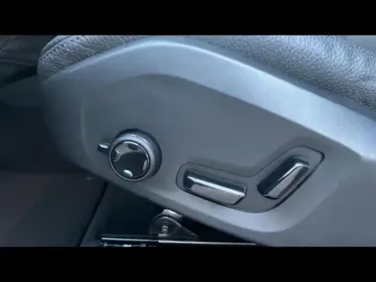 Photo 11 Volvo Xc60  T6 Hybride Rechargeable 253 + 145ch Ultra Style Chrome Geartronic 8 AWD