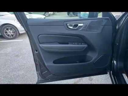 Photo 13 Volvo Xc60  T6 Hybride Rechargeable 253 + 145ch Ultra Style Chrome Geartronic 8 AWD