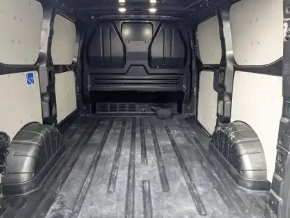 Photo 9 Ford Custom Gén. II Ph1 Limited 1