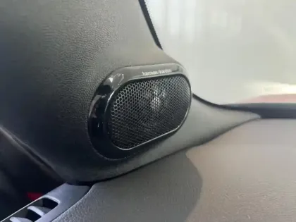 Photo 12 Mini Mini cabrio Cabrio Cooper 136ch Edition Premium Plus BVA7