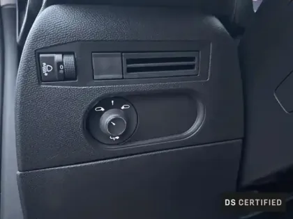 Photo 12 DS DS 3  Crossback BlueHDi 130ch Performance Line + Automatique