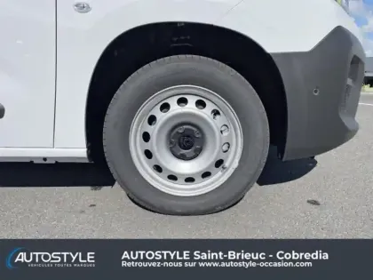 Photo 8 Peugeot Partner  XL 950kg BlueHDi 130ch S&S EAT-8 Pack Premium connect -24%