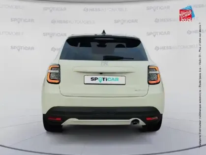 Photo 6 Fiat 600  1.2 Hybrid 100ch La Prima DCT6 Sieges cuir GPS Camera